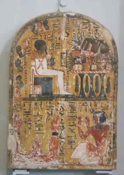 Gift in the form of a cross inside a circle on the limestone stela of Penbuy